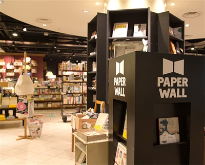 �y�[�p�[�E�H�[���G�L���[�g����X